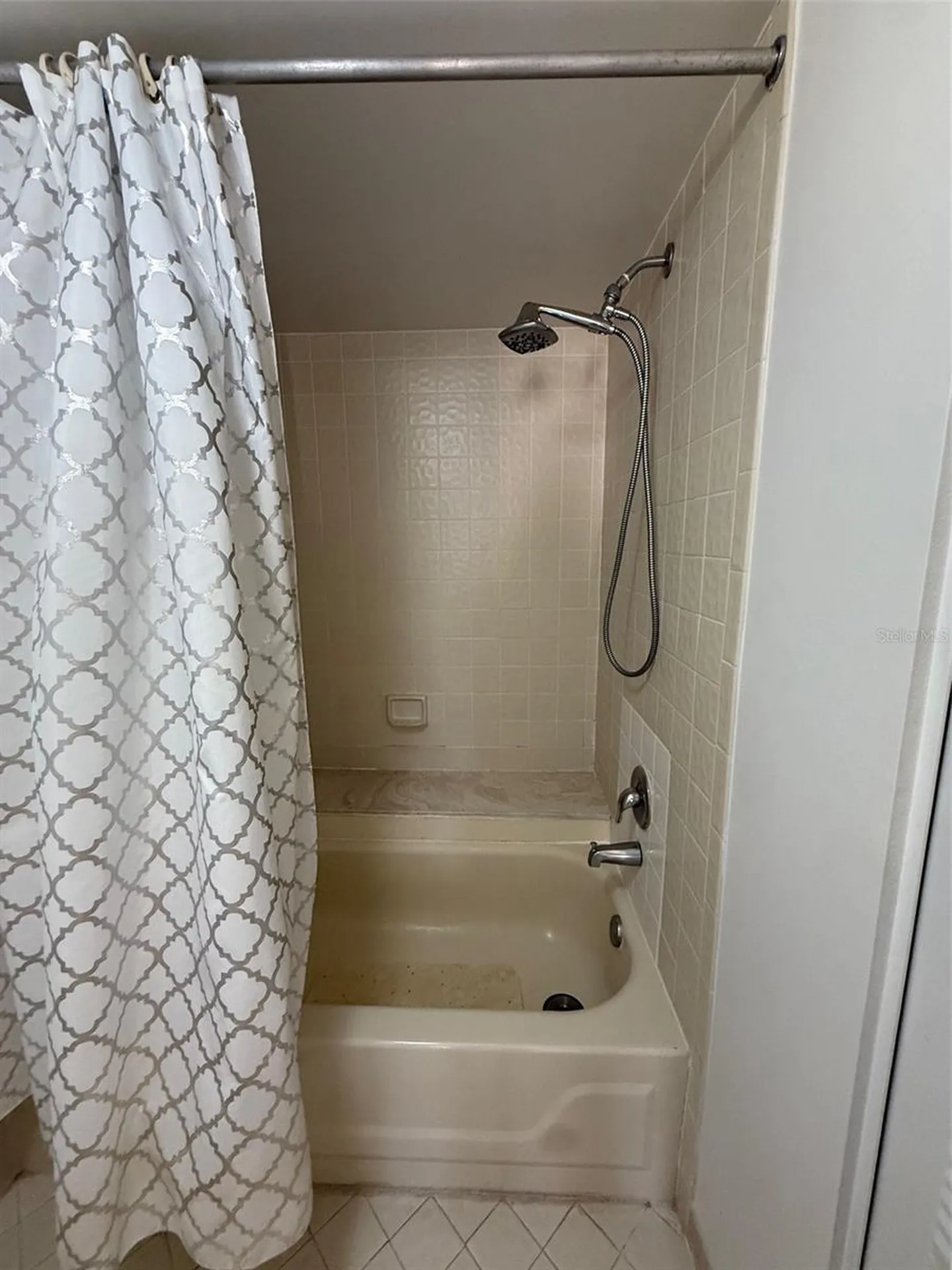 6206 Raintree Drive Orlando FL 32822