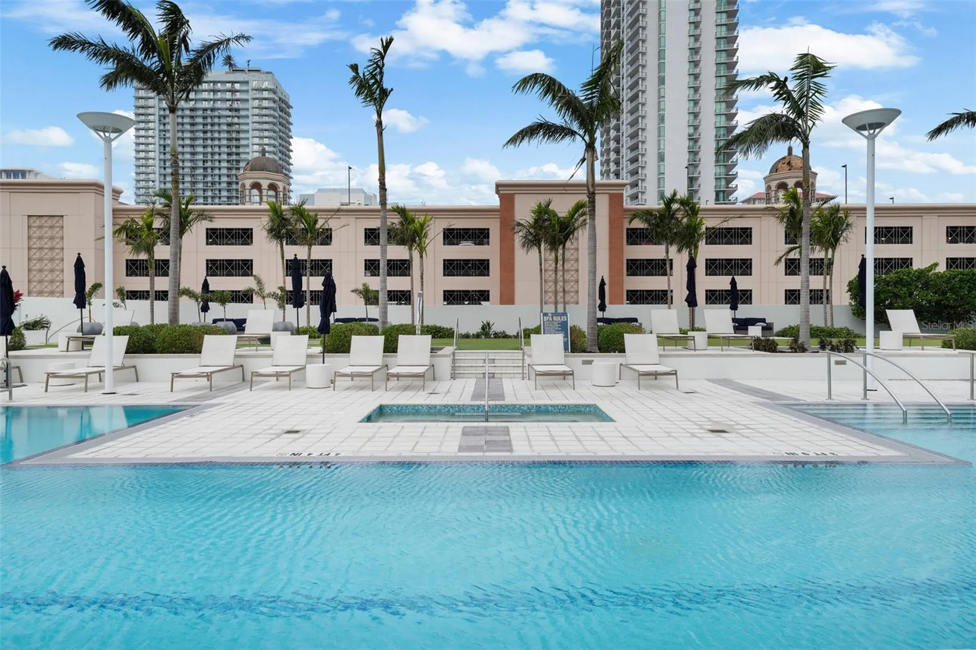 175 1st Street S St Petersburg FL 33701