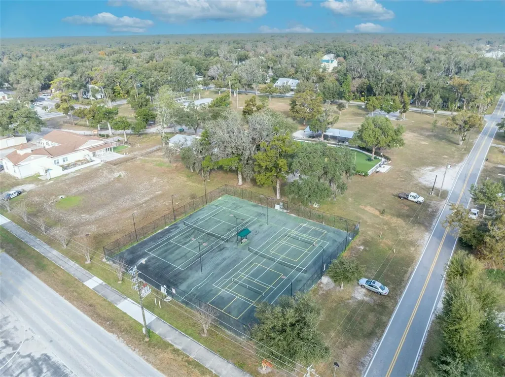 150 E Washington Avenue Lake Helen FL 32744