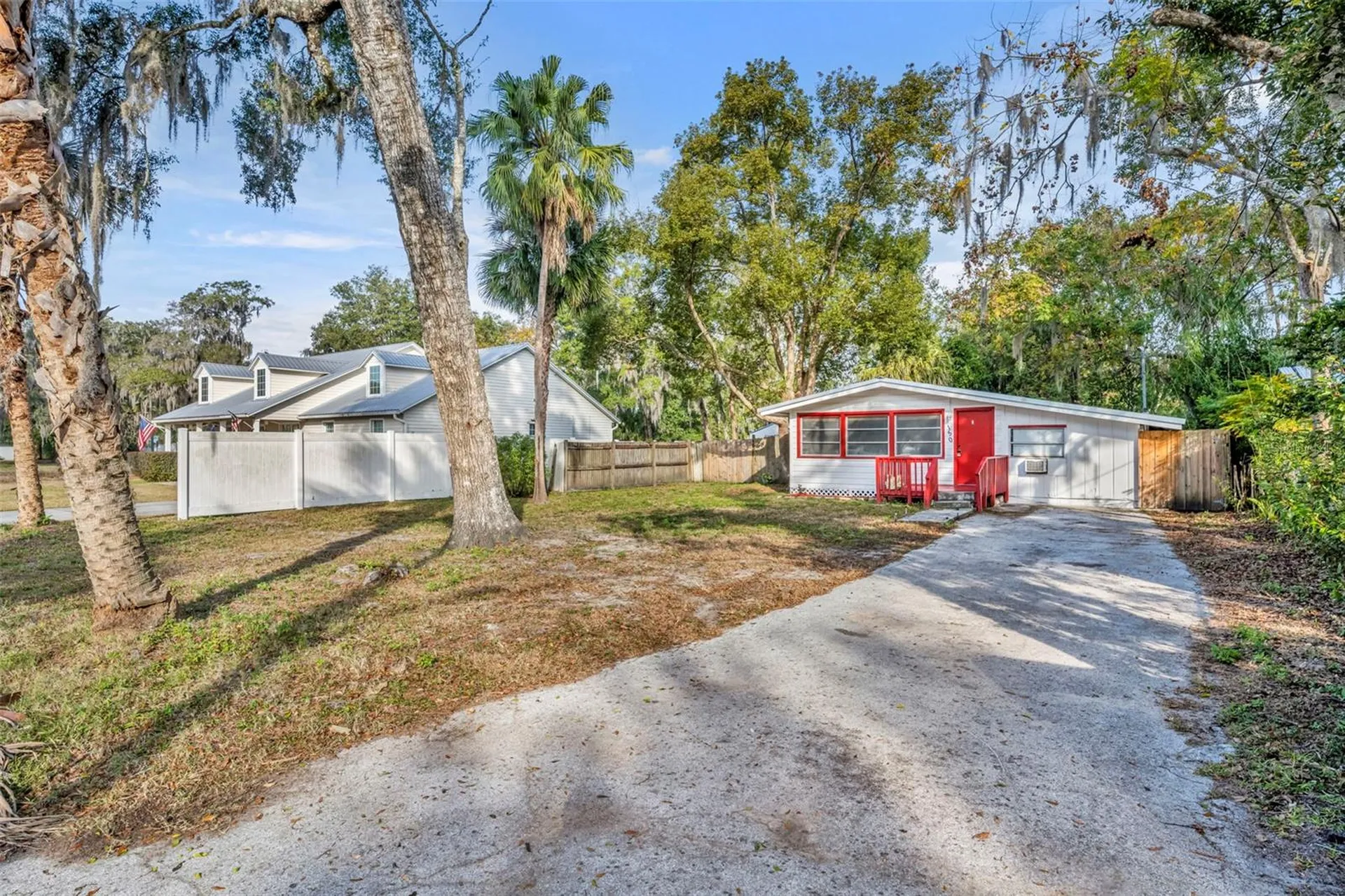 150 E Washington Avenue Lake Helen FL 32744