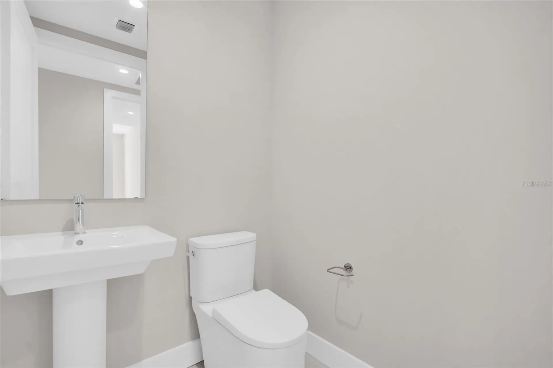 275 1st Avenue S St Petersburg FL 33701