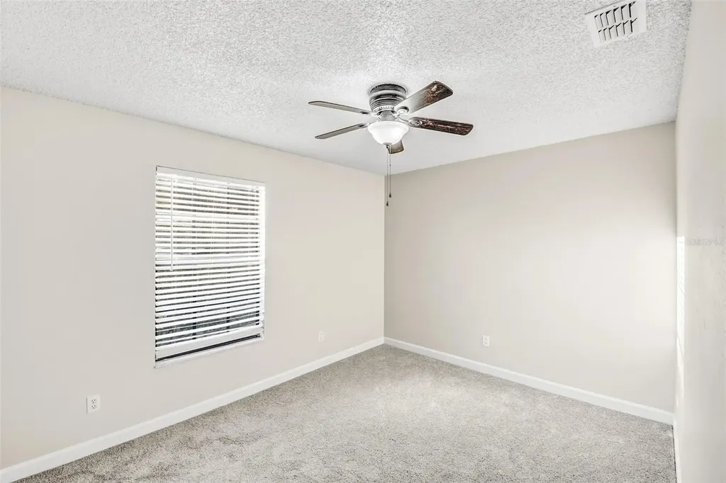 1431 Quintara Avenue Deltona FL 32738