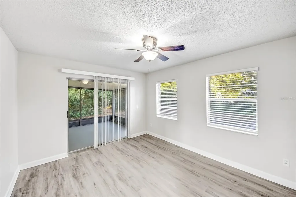 1431 Quintara Avenue Deltona FL 32738