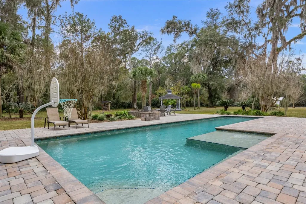 12003 NW 112th Avenue Alachua FL 32615