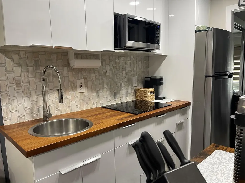20921 Haulover Cove Lutz FL 33558