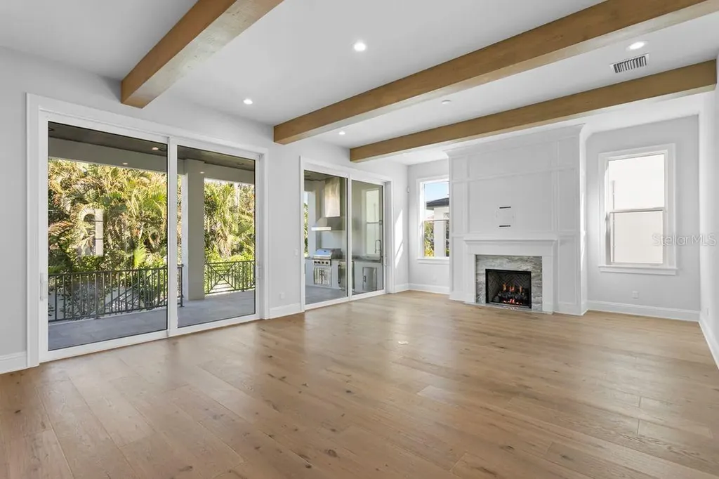 5019 W Dickens Avenue Tampa FL 33629