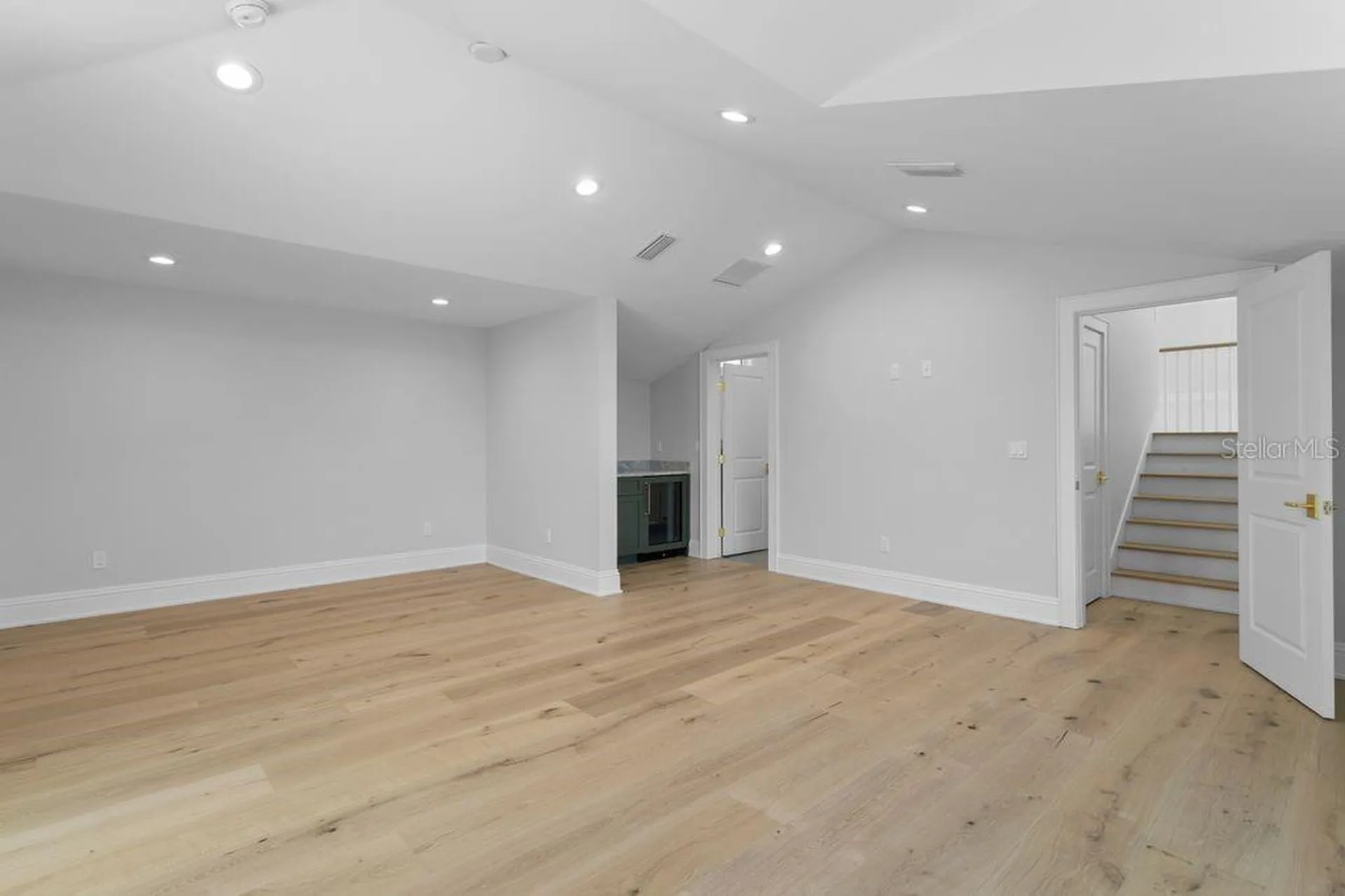5019 W Dickens Avenue Tampa FL 33629