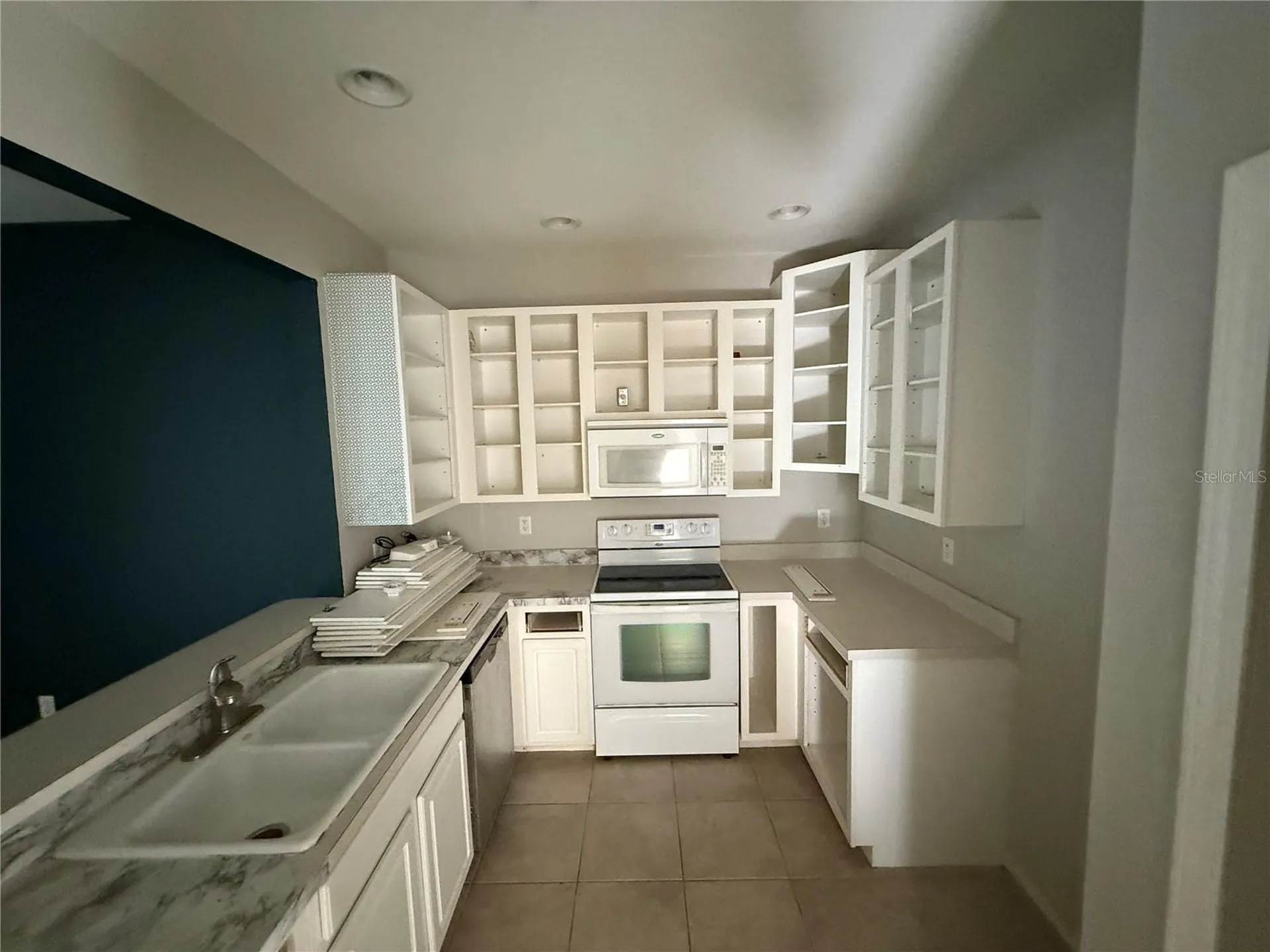 3693 Parkridge Circle Sarasota FL 34243