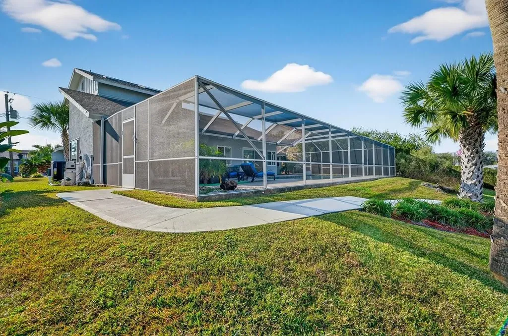 10 Fleming Court Palm Coast FL 32137