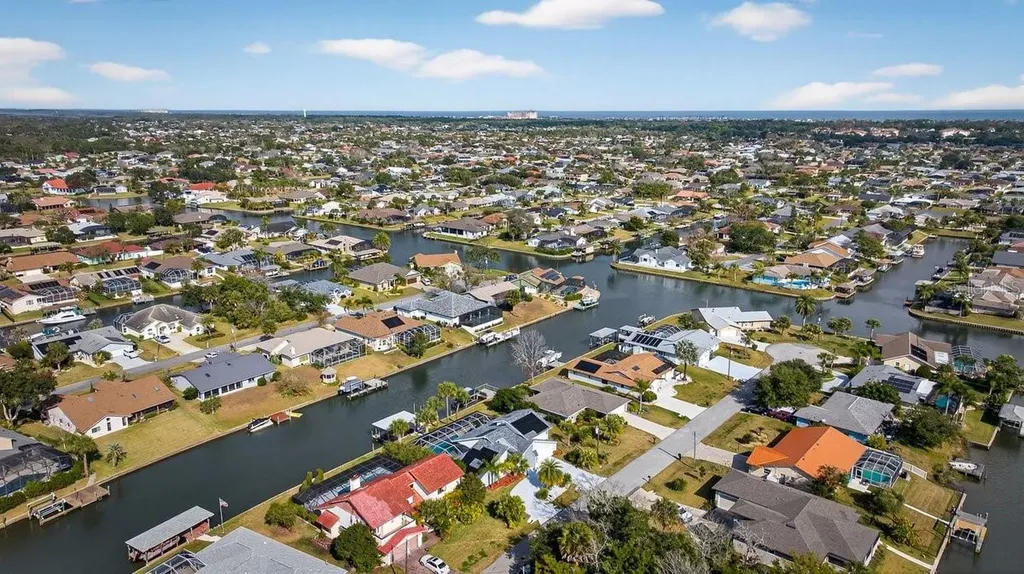 10 Fleming Court Palm Coast FL 32137