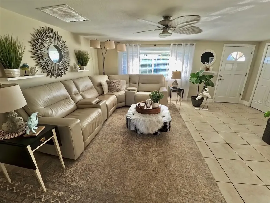 12804 2nd Isle Hudson FL 34667