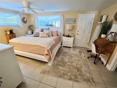12804 2nd Isle Hudson FL 34667