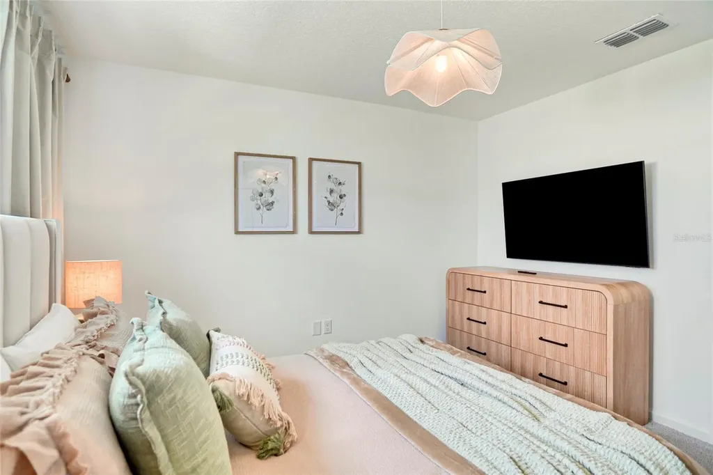 9194 Seascape Cove Kissimmee FL 34747
