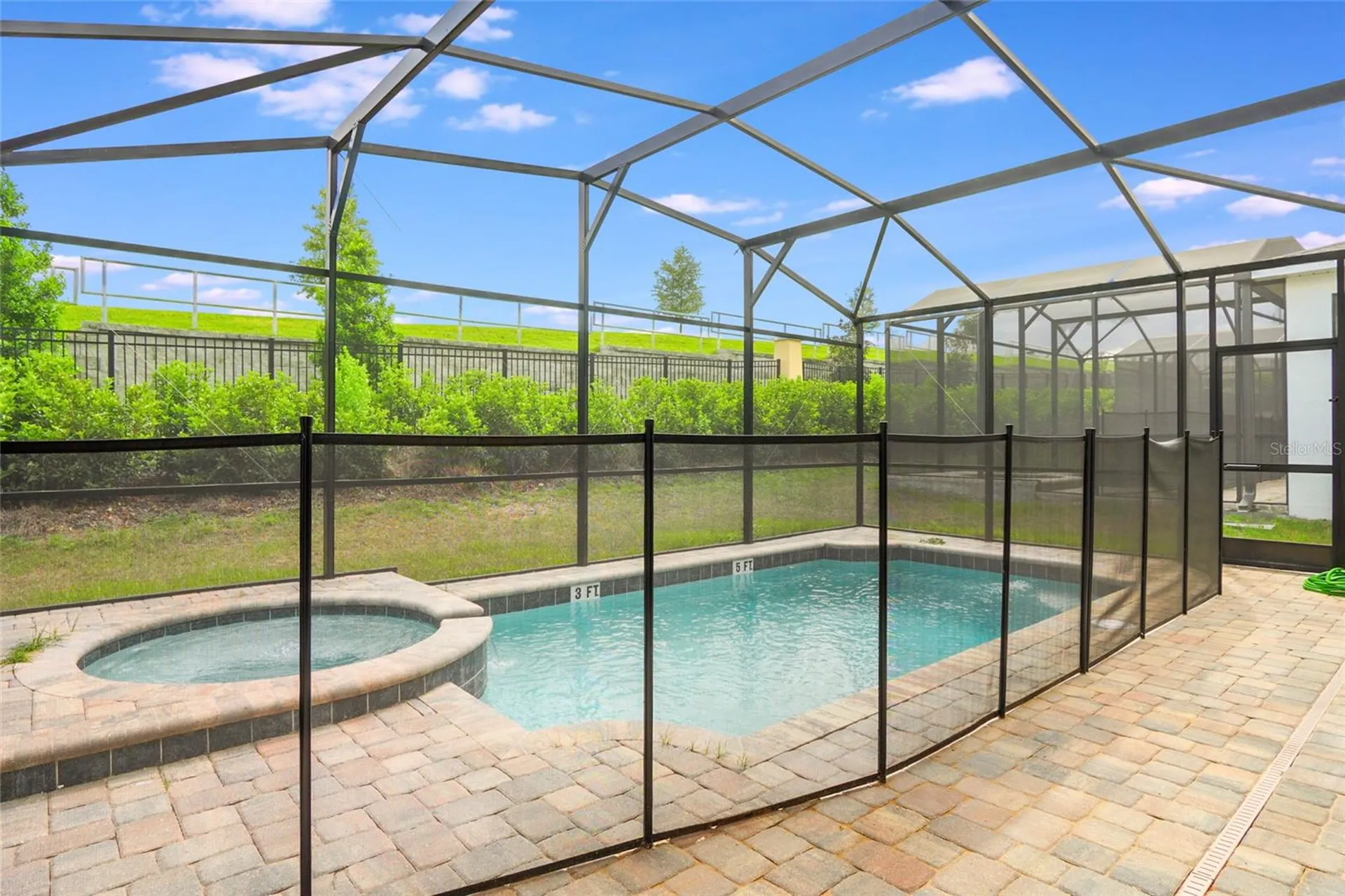 9194 Seascape Cove Kissimmee FL 34747