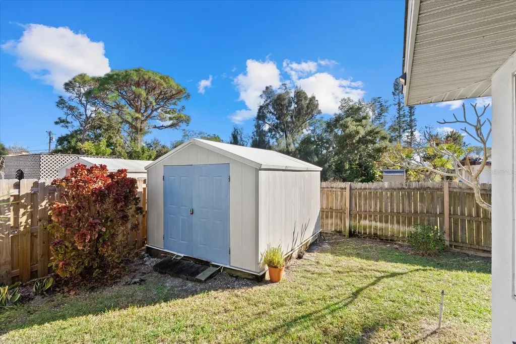2701 Shamrock Drive Venice FL 34293
