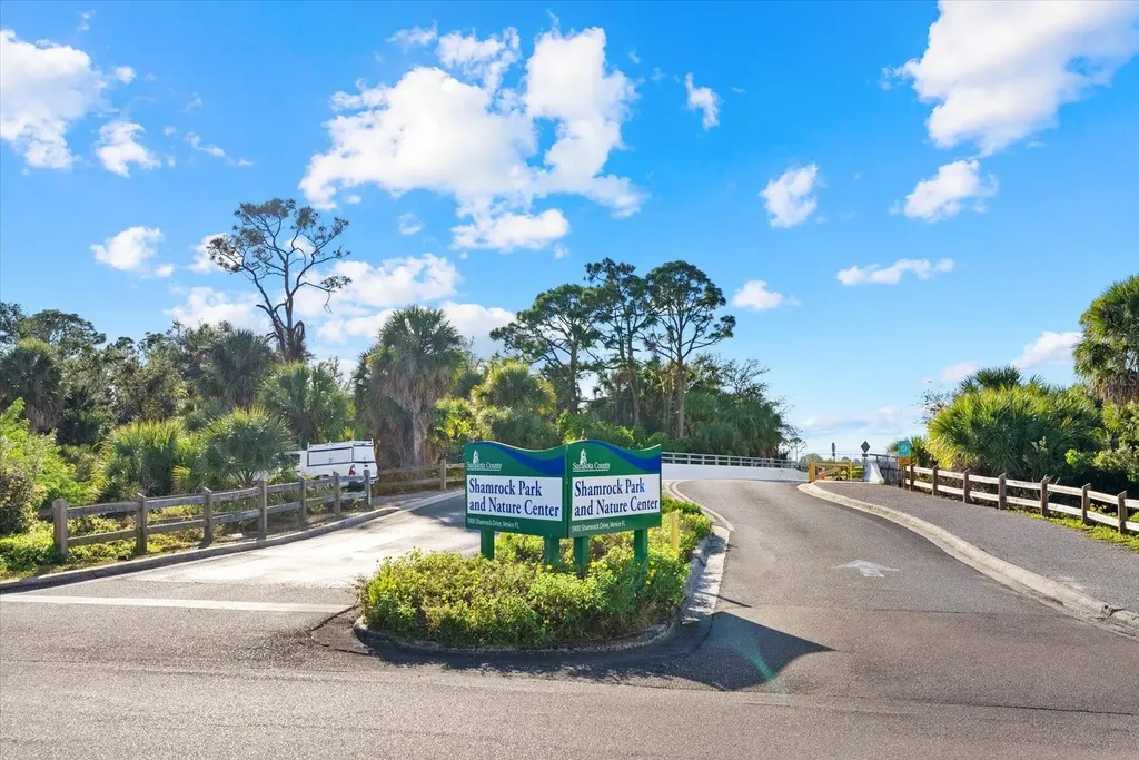 2701 Shamrock Drive Venice FL 34293