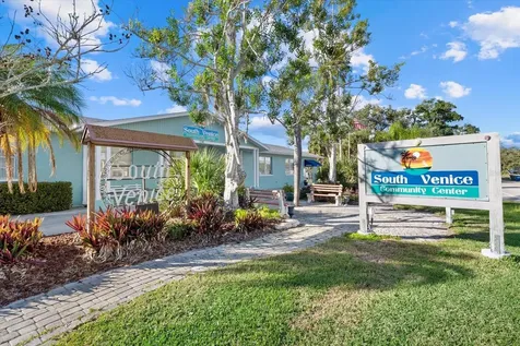 2701 Shamrock Drive Venice FL 34293