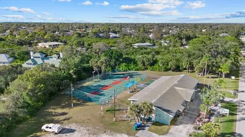 2701 Shamrock Drive Venice FL 34293