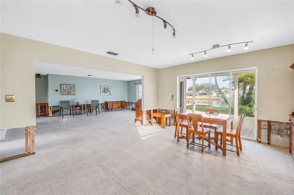 380 Belle Point Drive St Pete Beach FL 33706