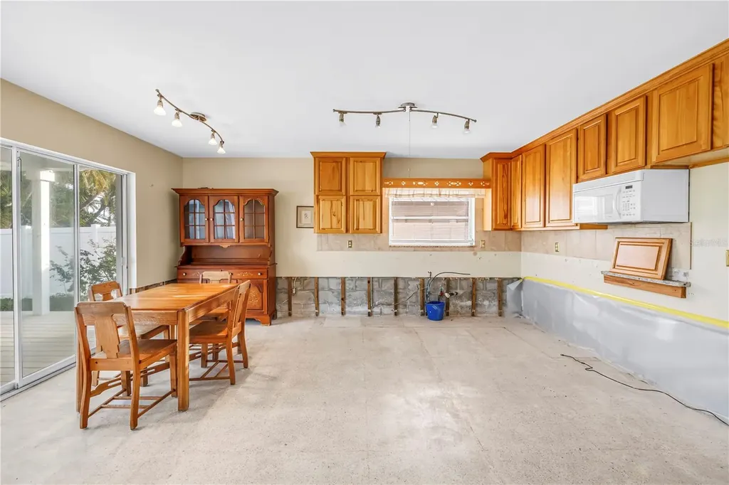 380 Belle Point Drive St Pete Beach FL 33706