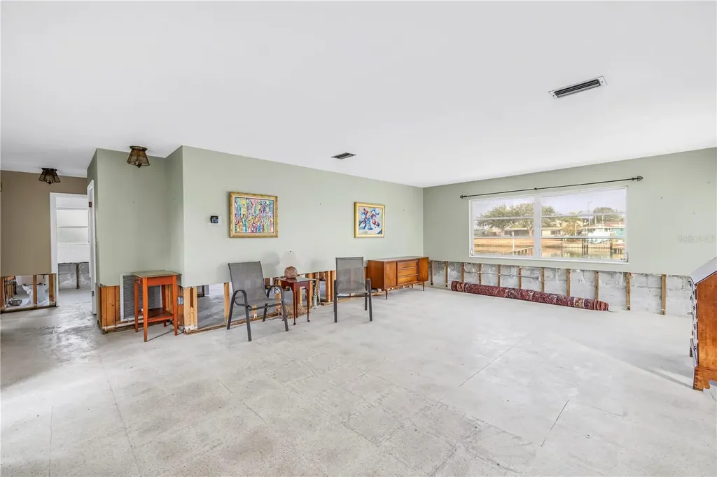 380 Belle Point Drive St Pete Beach FL 33706