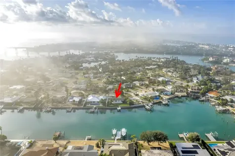 380 Belle Point Drive St Pete Beach FL 33706