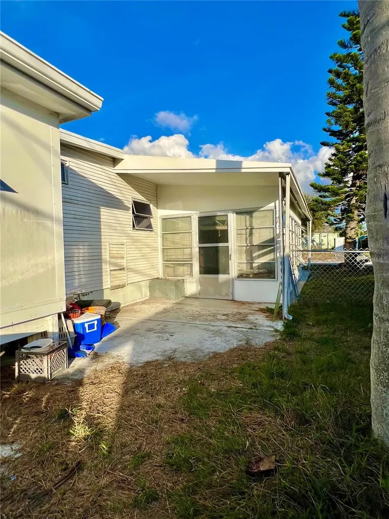 2047 Kepner Drive Holiday FL 34691