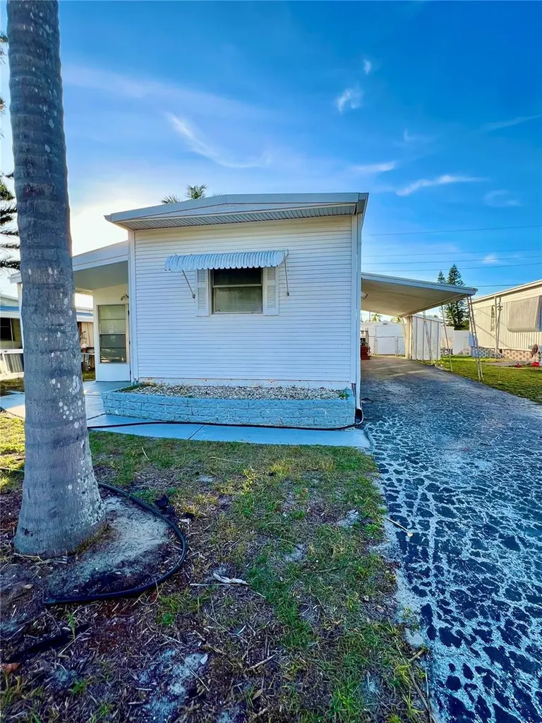 2047 Kepner Drive Holiday FL 34691
