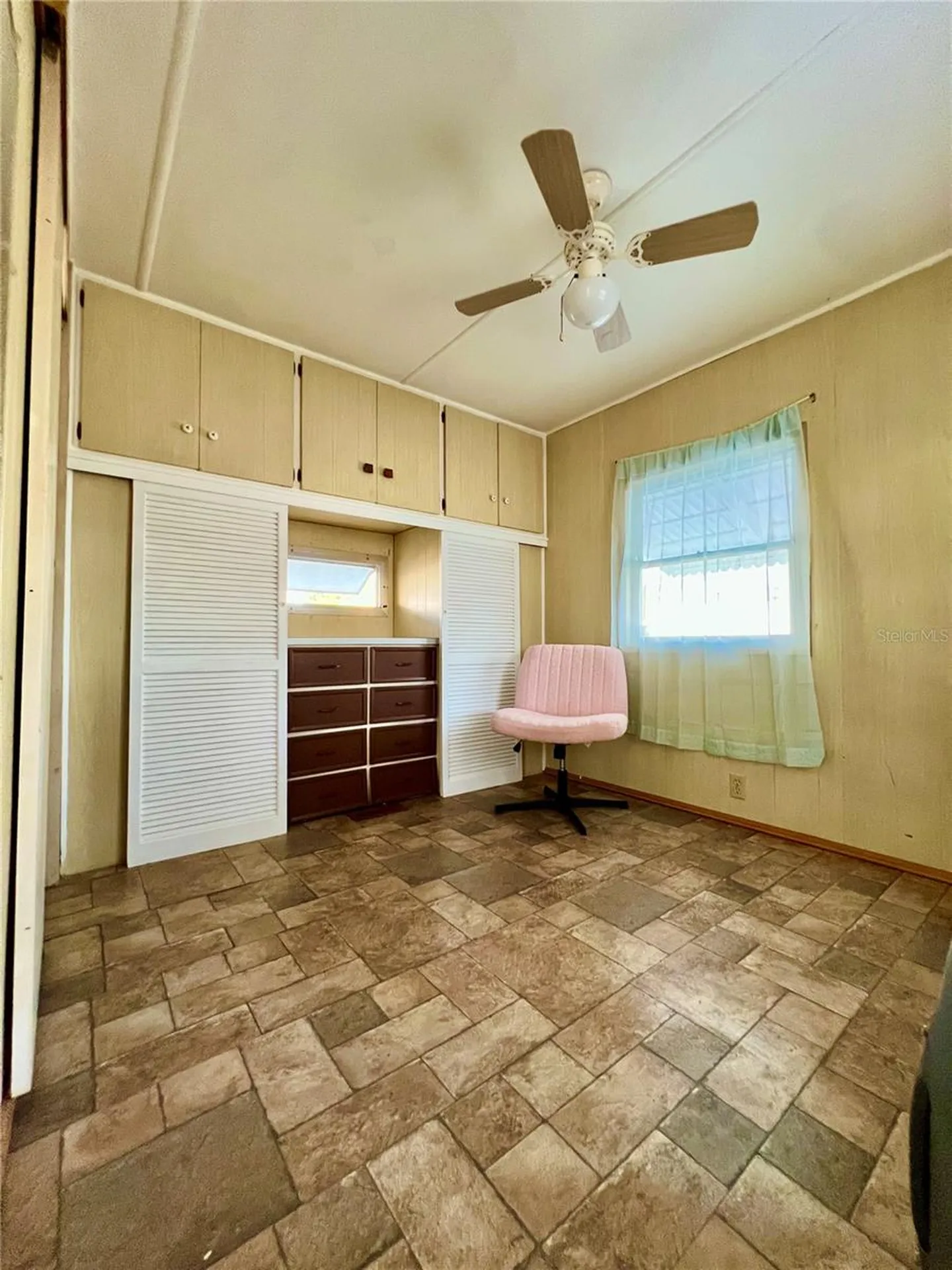 2047 Kepner Drive Holiday FL 34691
