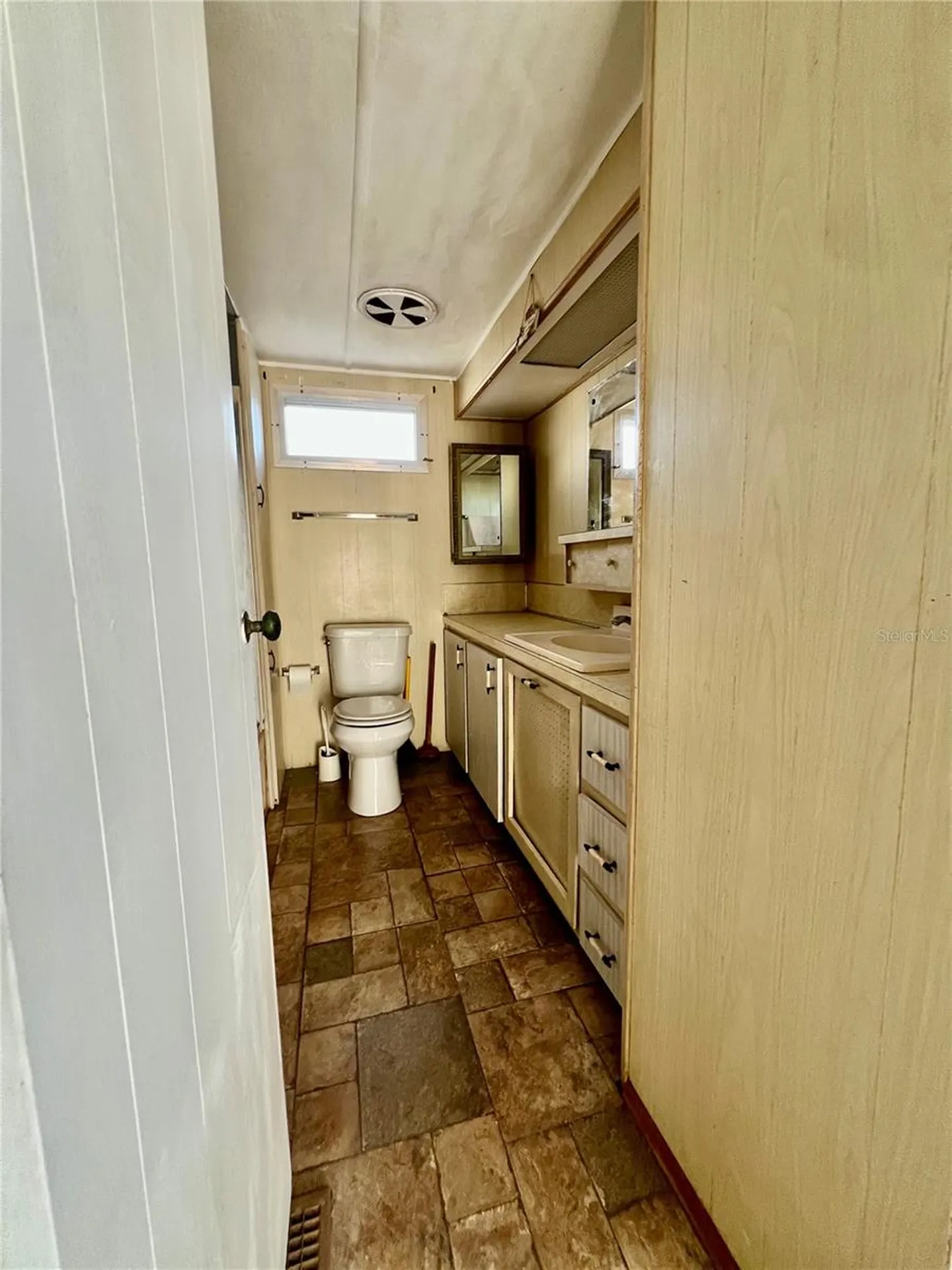 2047 Kepner Drive Holiday FL 34691