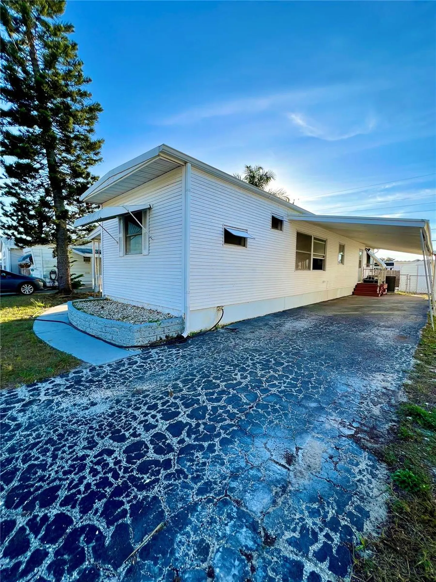2047 Kepner Drive Holiday FL 34691
