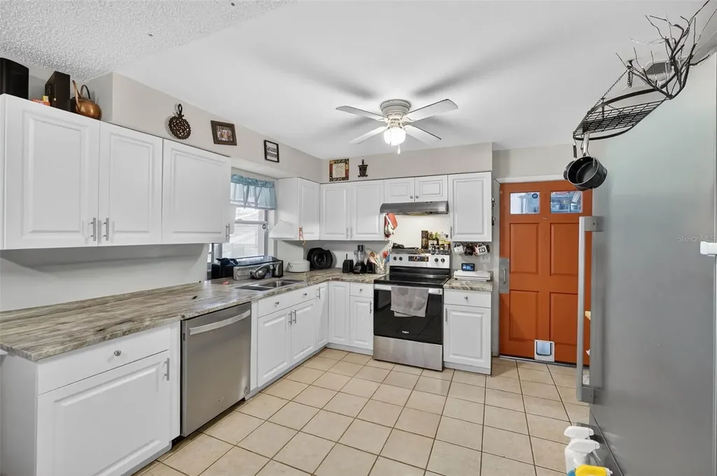 2613 Fowler Avenue Auburndale FL 33823