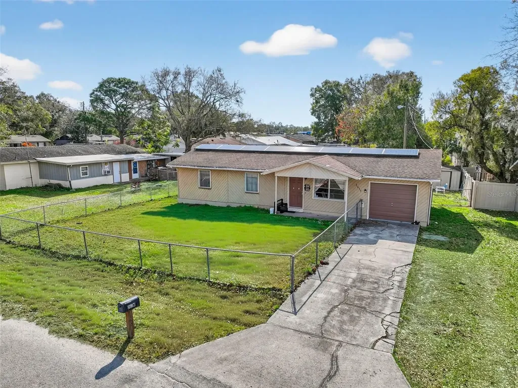2613 Fowler Avenue Auburndale FL 33823