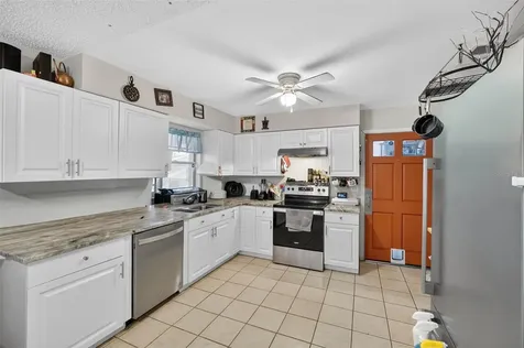 2613 Fowler Avenue Auburndale FL 33823