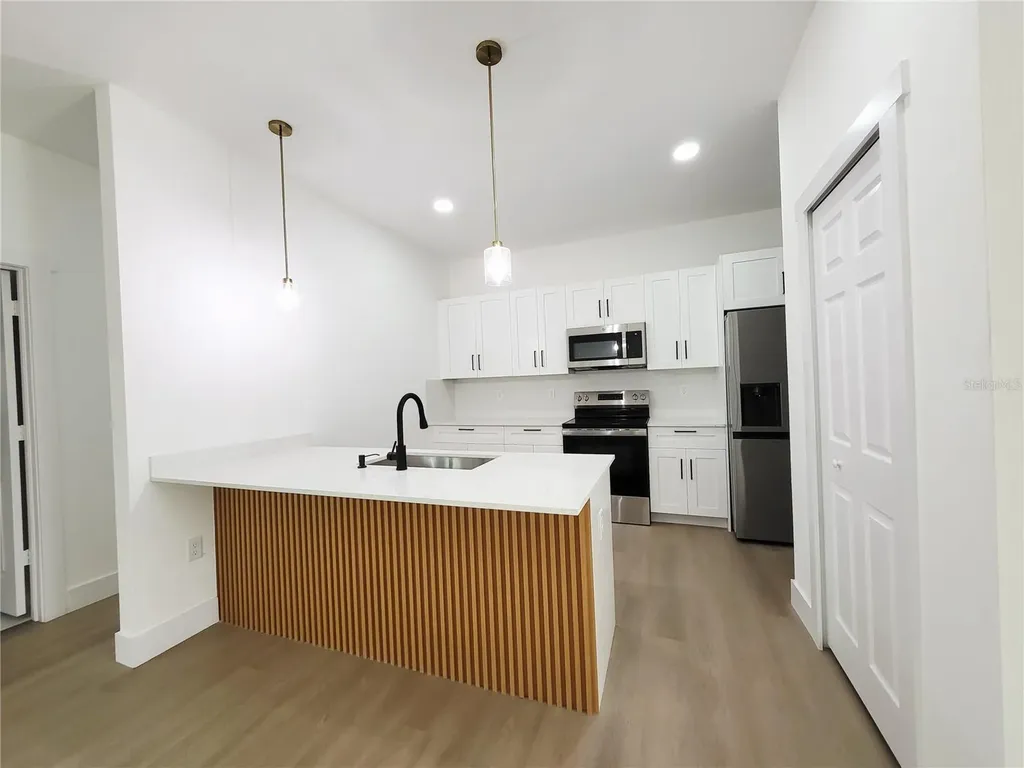 1751 Nandina Court NW Palm Bay FL 32907