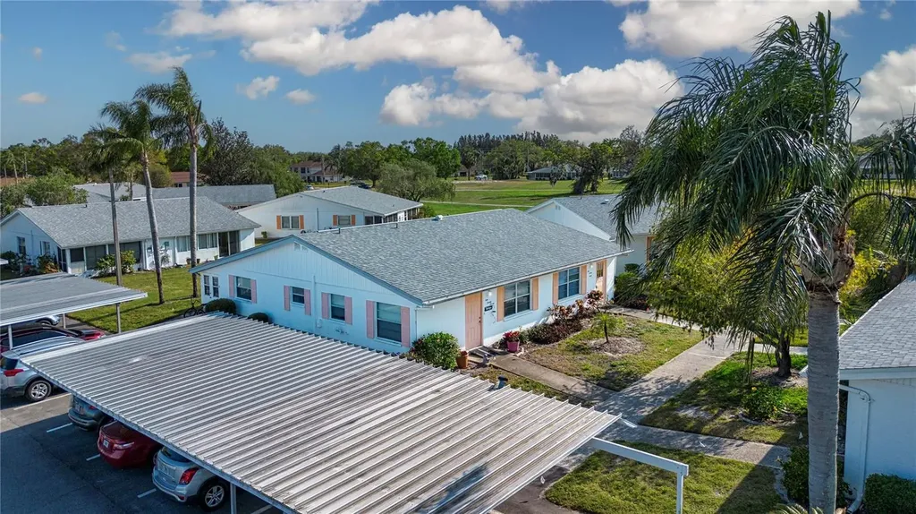 1902 Andover Street Sun City Center FL 33573