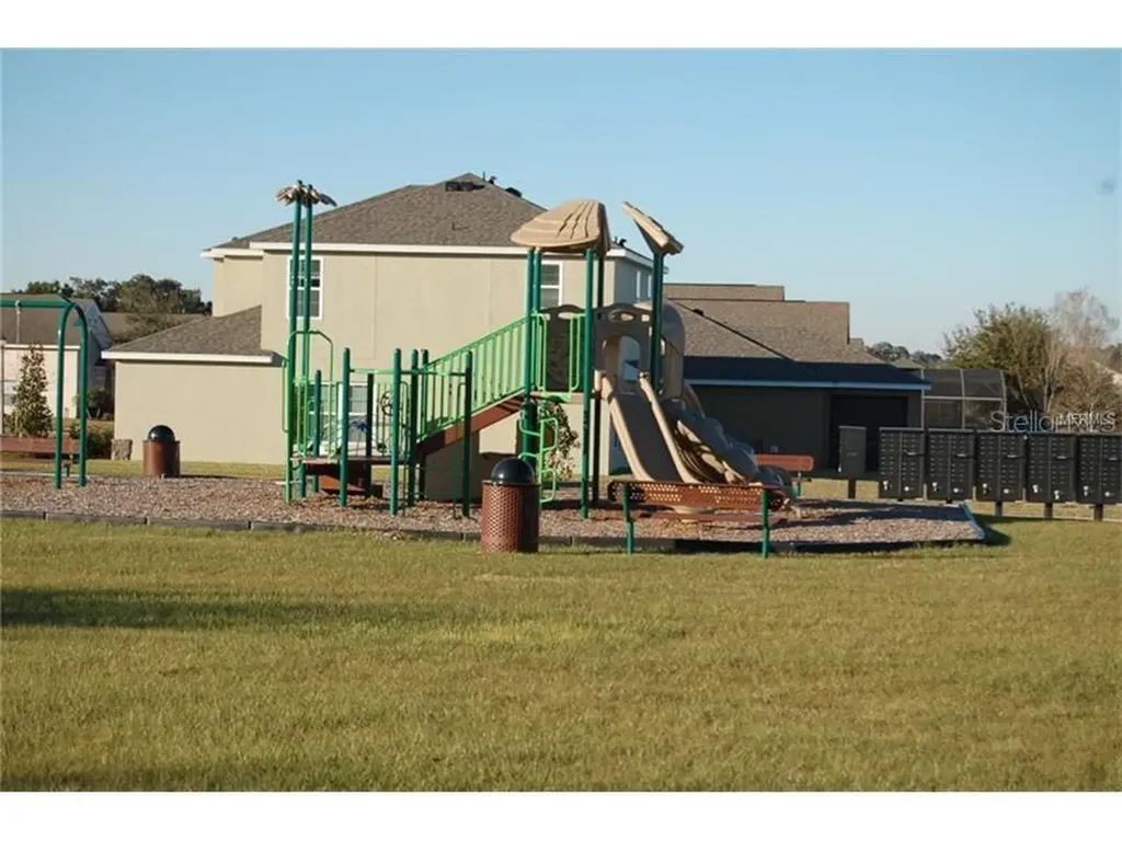 518 Cadiz Loop Davenport FL 33837