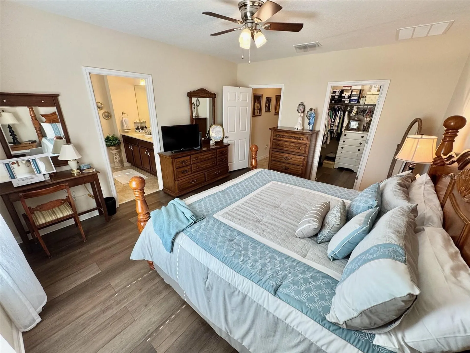 518 Cadiz Loop Davenport FL 33837