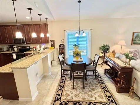 518 Cadiz Loop Davenport FL 33837