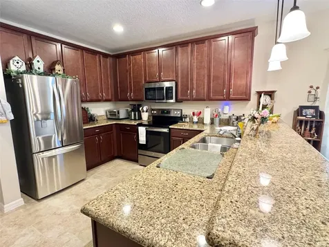 518 Cadiz Loop Davenport FL 33837