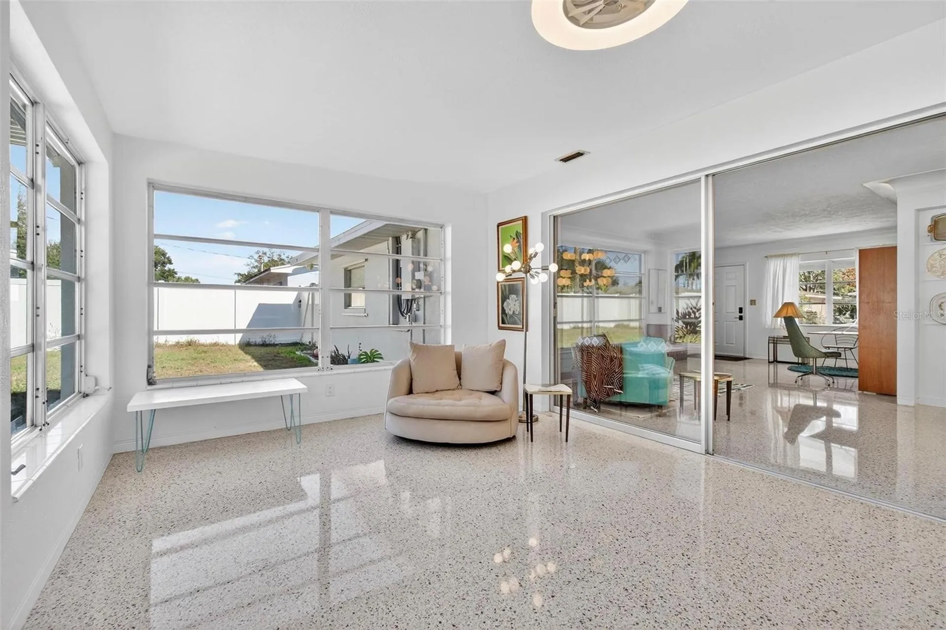 1842 59th Way N St Petersburg FL 33710