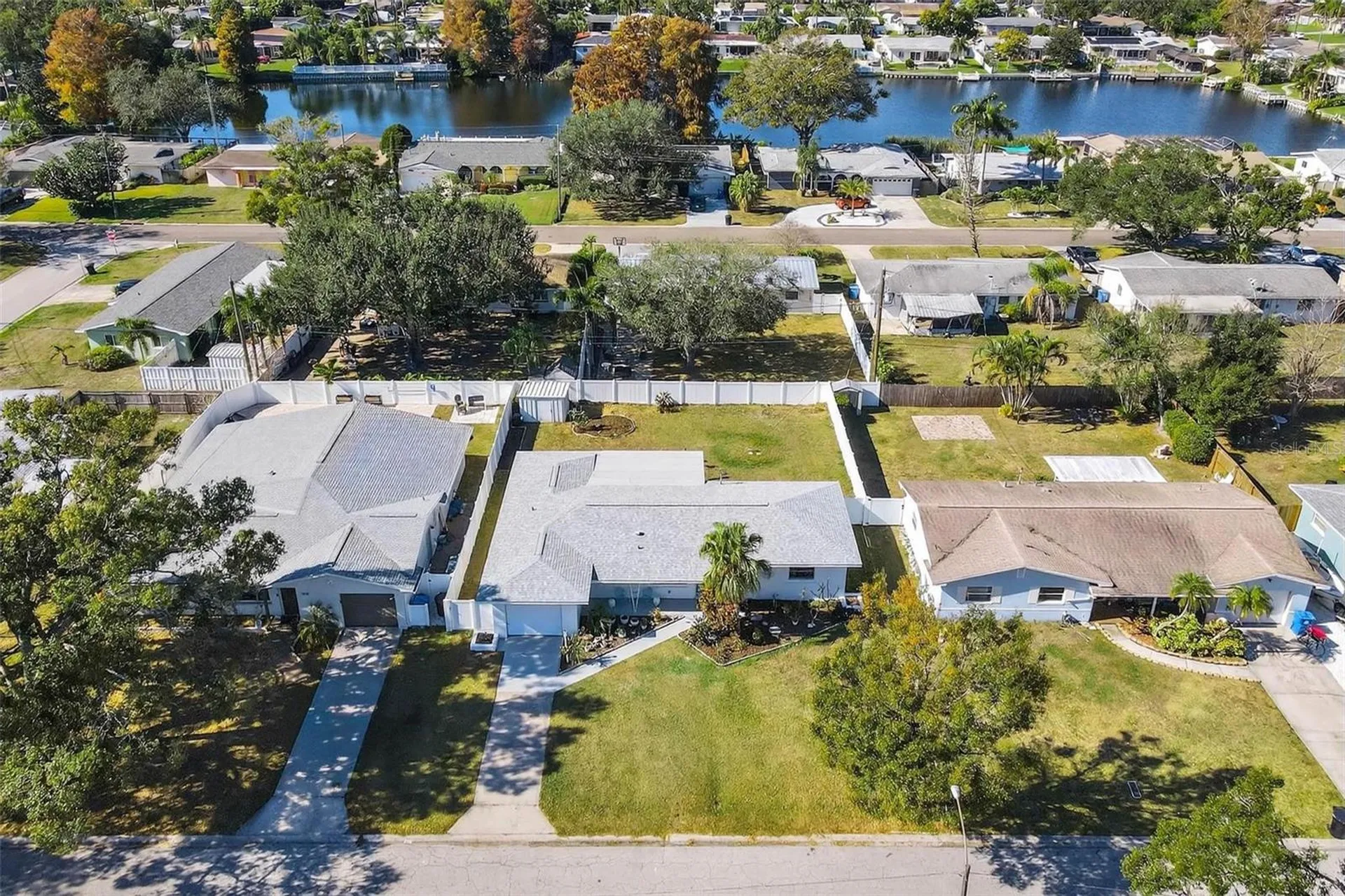 1842 59th Way N St Petersburg FL 33710