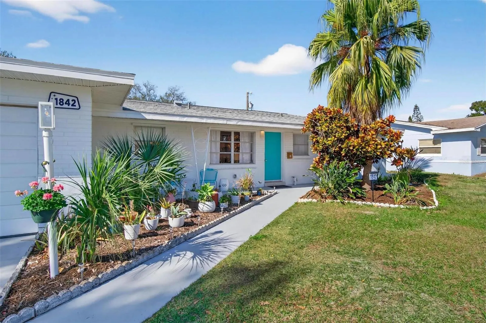 1842 59th Way N St Petersburg FL 33710