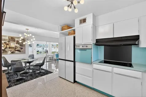 1842 59th Way N St Petersburg FL 33710
