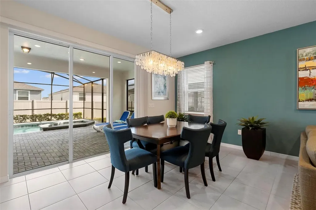 3413 Lilac Davenport FL 33897
