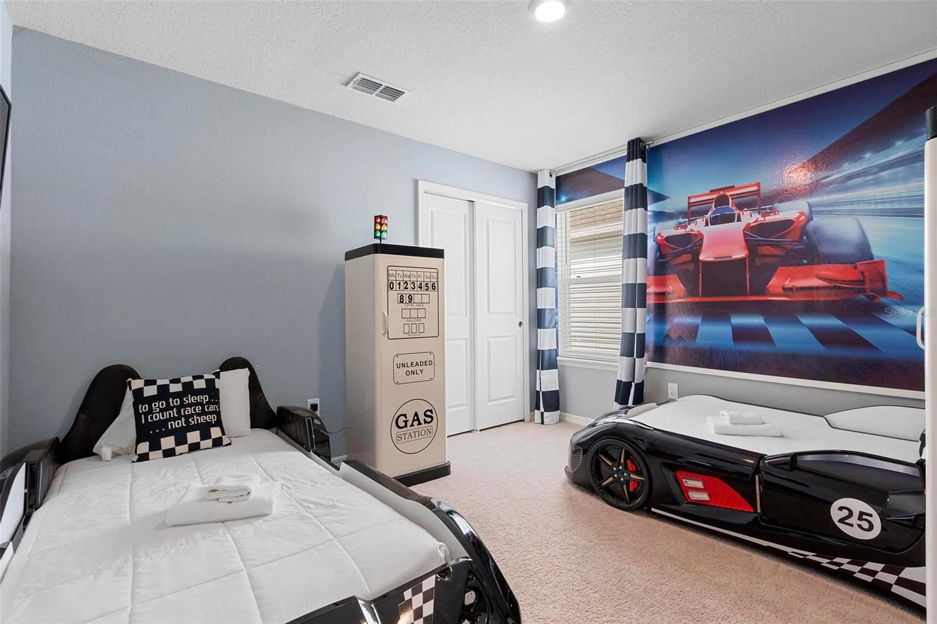 3413 Lilac Davenport FL 33897