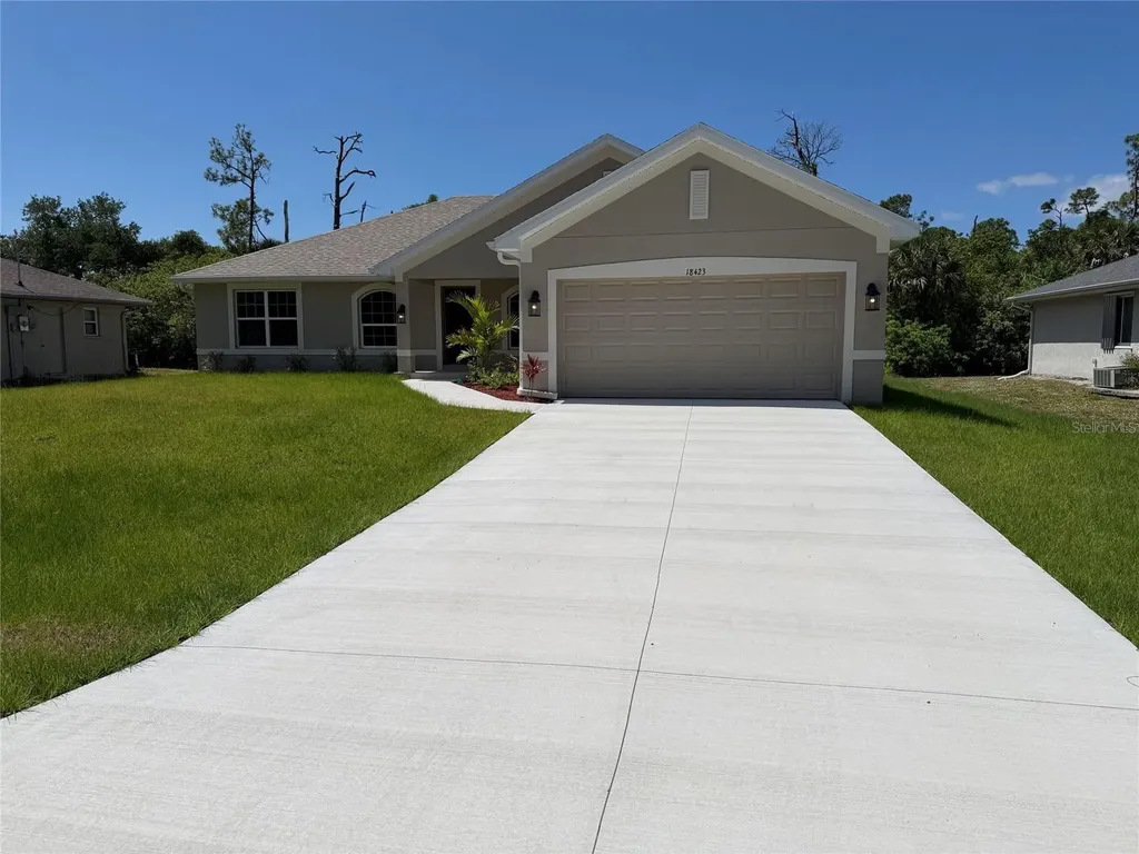 18423 Lamont Avenue Port Charlotte FL 33948