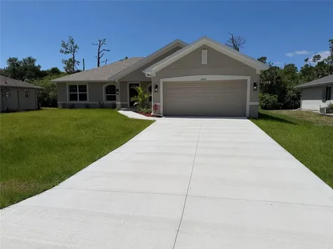 18423 Lamont Avenue Port Charlotte FL 33948