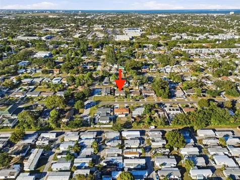 781 73rd Avenue N St Petersburg FL 33702