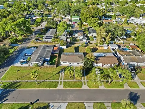781 73rd Avenue N St Petersburg FL 33702